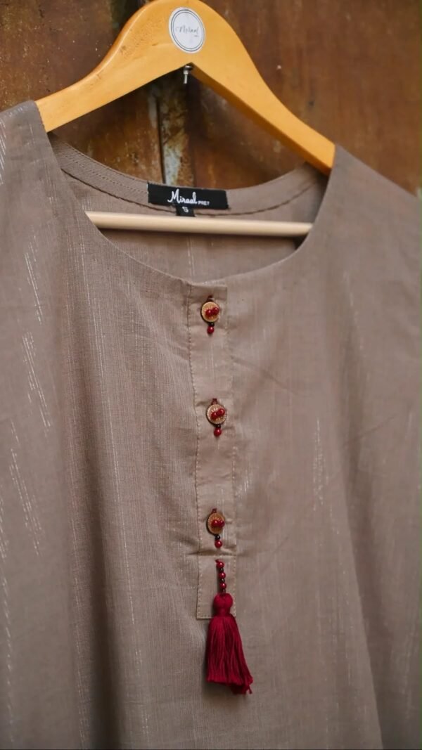 DUSKY CHARM